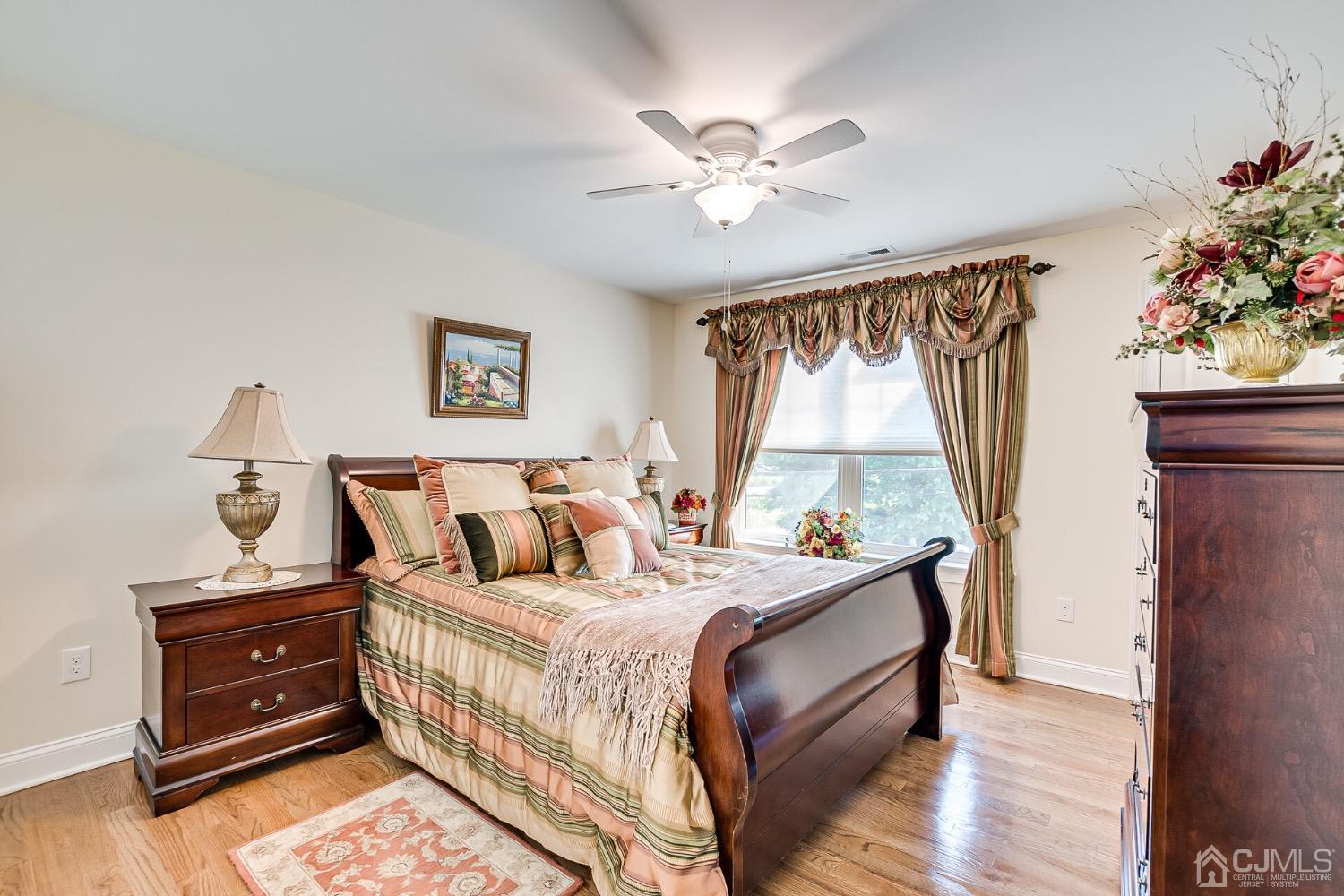 164 Parsonage Road Edison, NJ 08837 - Photo 20 of 34