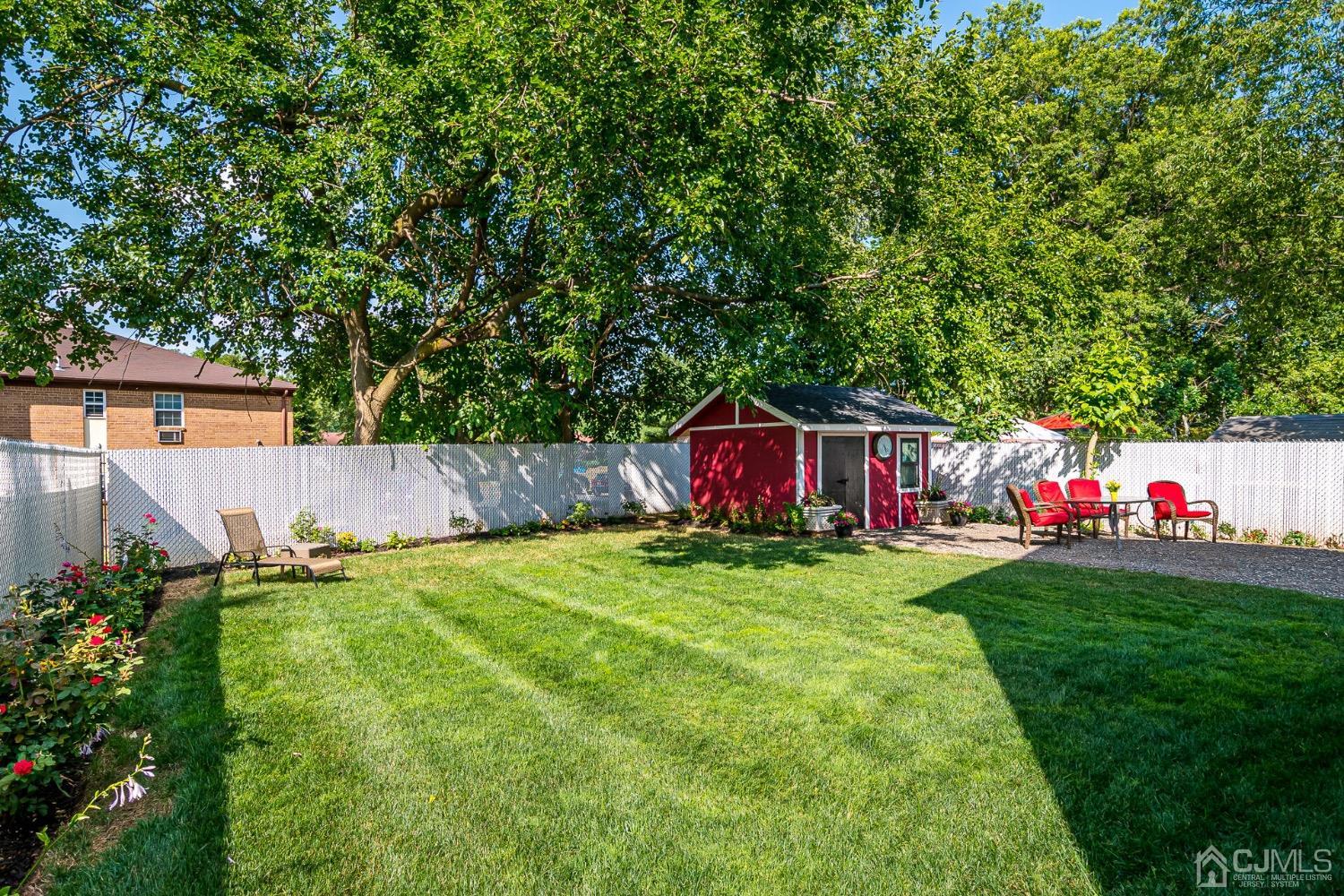 164 Parsonage Road Edison, NJ 08837 - Photo 29 of 34