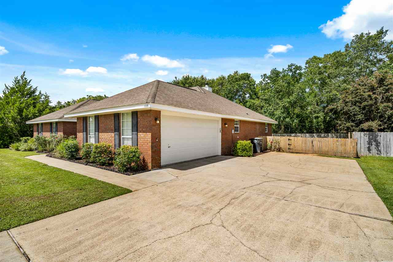 135 Destrehan Road Fairhope, AL 36532 - Photo 3 of 36