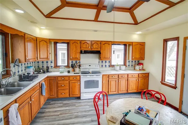 $50,000 | 225 Tunison Avenue, White Hall, IL 62092