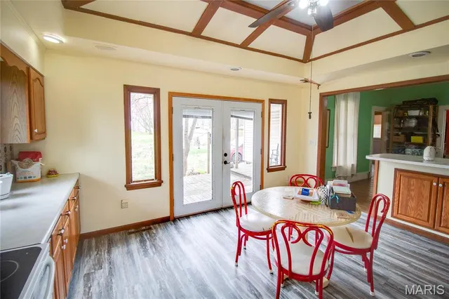 $50,000 | 225 Tunison Avenue, White Hall, IL 62092