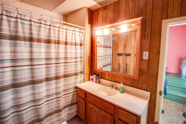 $50,000 | 225 Tunison Avenue, White Hall, IL 62092