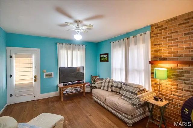 $50,000 | 225 Tunison Avenue, White Hall, IL 62092