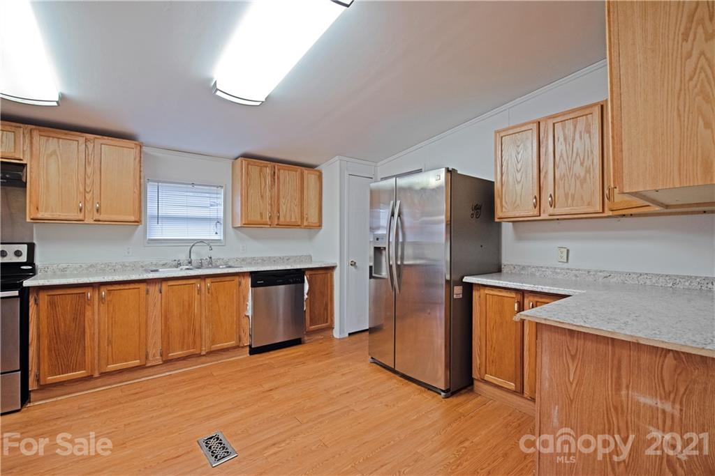 1535 Lane Road Mount Holly, NC 28120 - Photo 12 of 36 Gallery Image 12