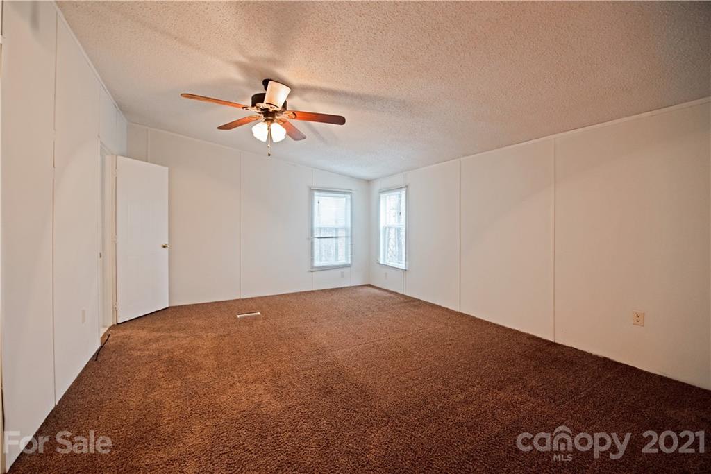 1535 Lane Road Mount Holly, NC 28120 - Photo 20 of 36 Gallery Image 20
