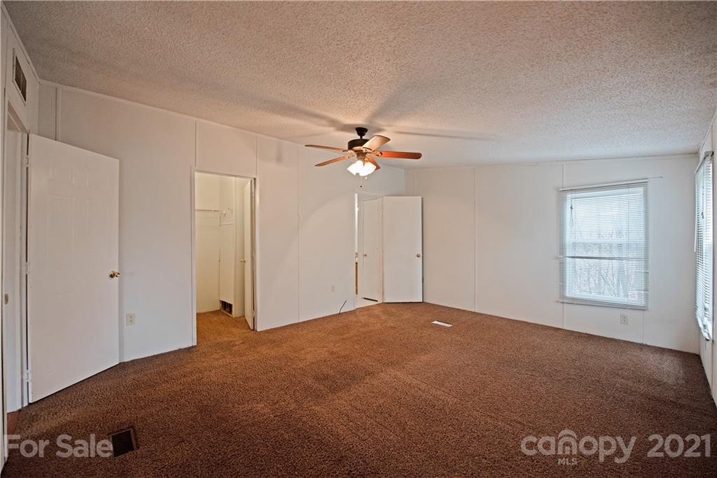 1535 Lane Road Mount Holly, NC 28120 - Photo 21 of 36 Gallery Image 21