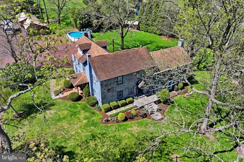 $675,000 | 170 Red Corner Road, Douglassville, PA 19518