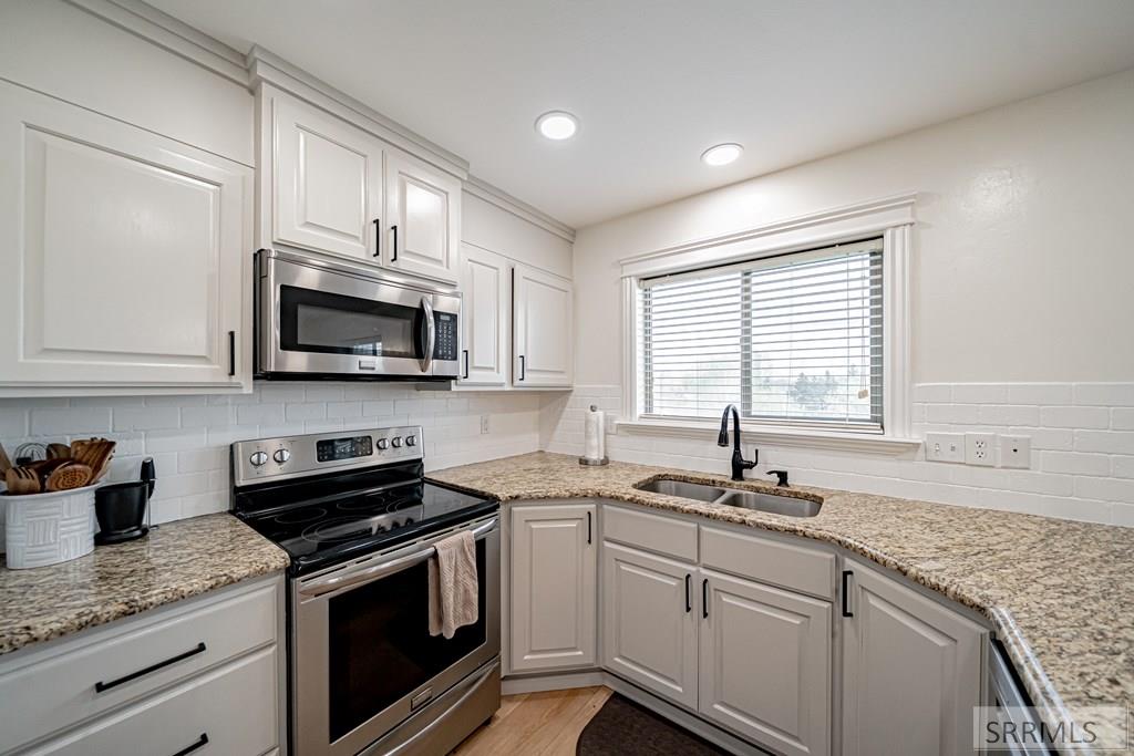 528 North 4030 East Rigby, ID 83442 - Photo 17 of 90