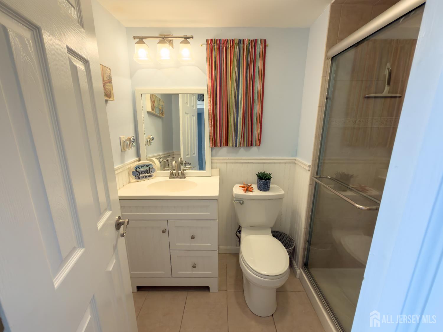 23 Westminster Road Colonia, NJ 07067 - Photo 20 of 40