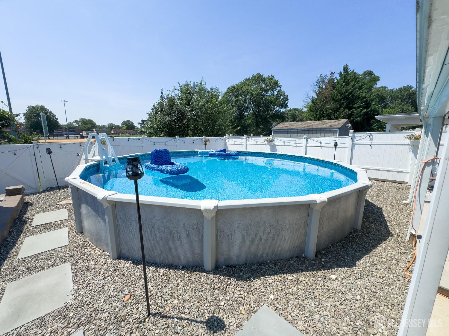23 Westminster Road Colonia, NJ 07067 - Photo 31 of 40