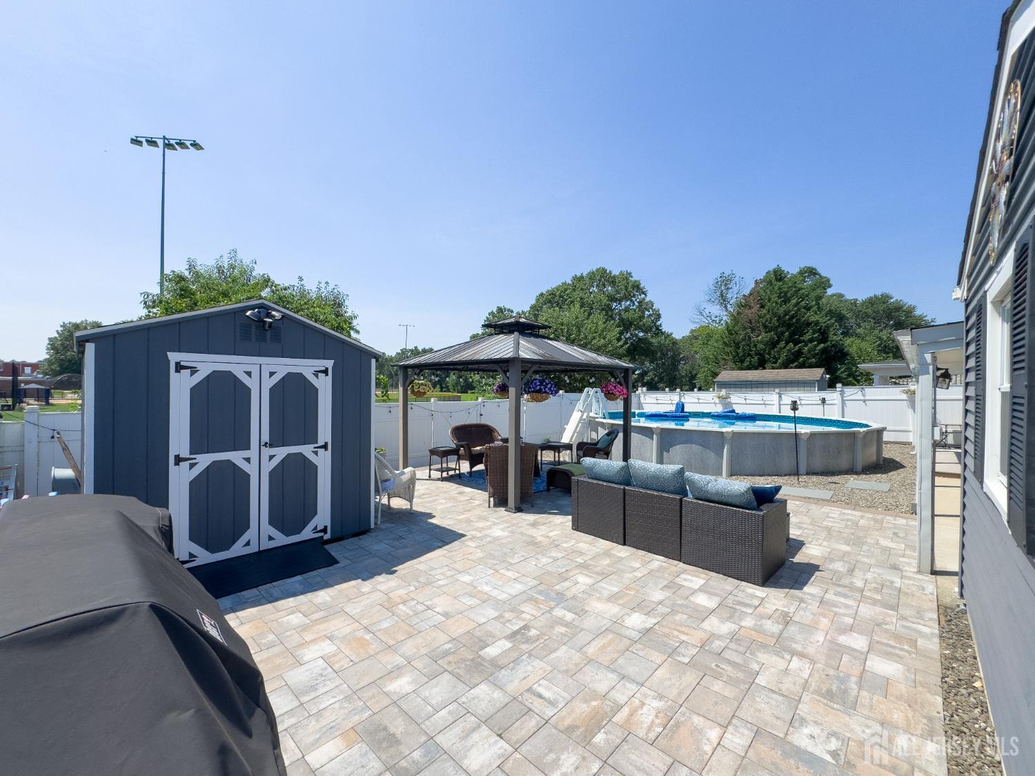 23 Westminster Road Colonia, NJ 07067 - Photo 32 of 40