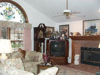 1288 Rutledge Drive Temperance, MI 48182 - Photo 2 of 5 629825-1.JPG