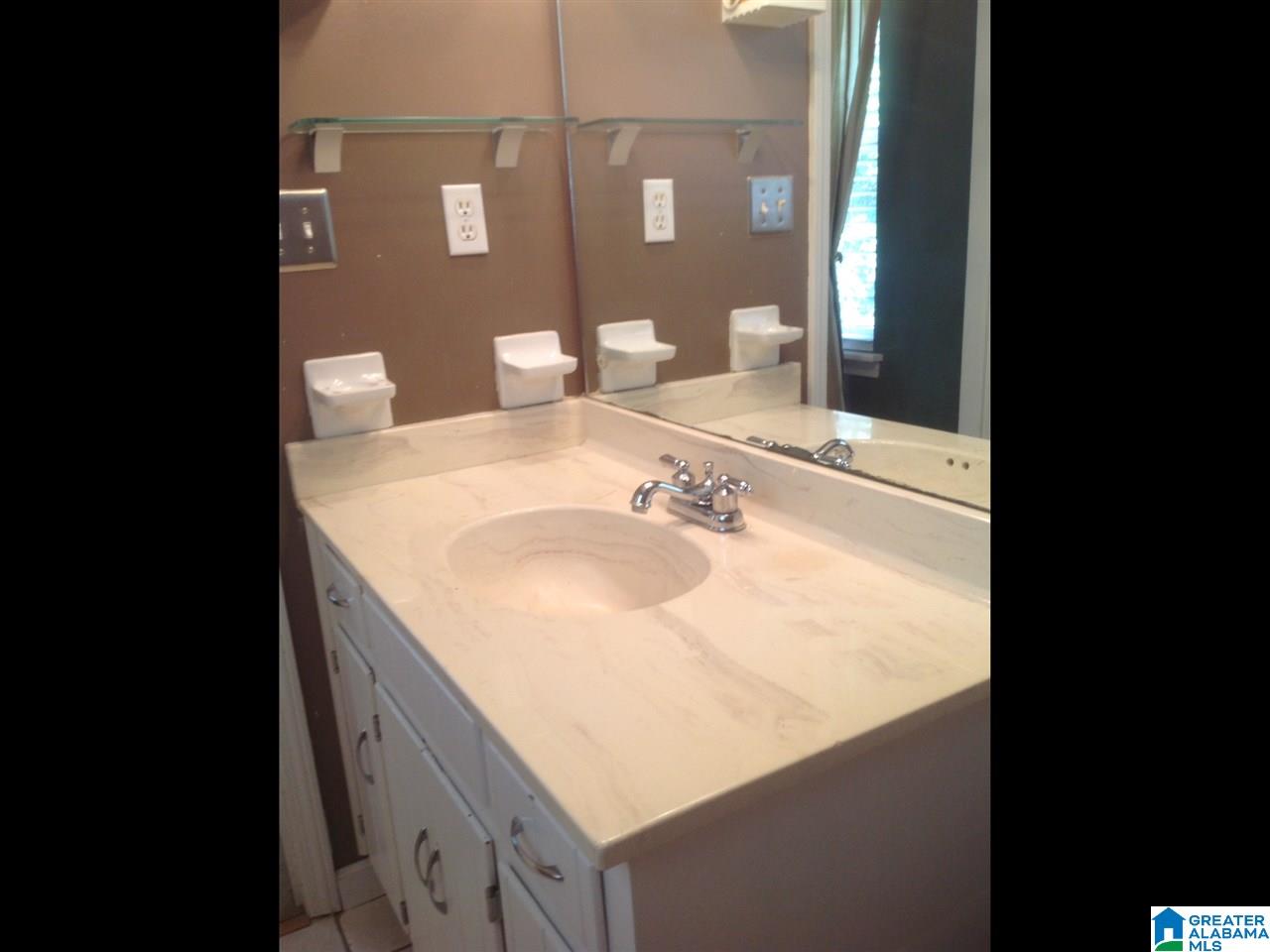 16 Frankies Lane Alabaster, AL 35007 - Photo 17 of 20