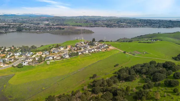 $809,900 | 408 Duperu Drive, Crockett, CA 94525