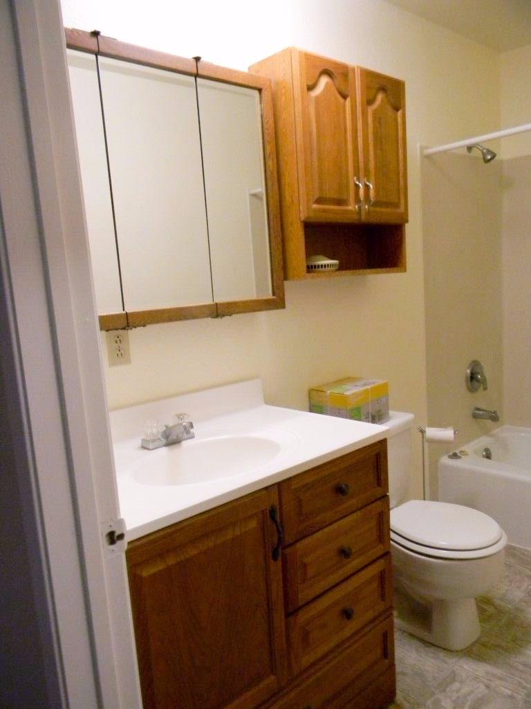32416 Chickasaw Road Coarsegold, CA 93614 - Photo 22 of 22 Studio/bathroom