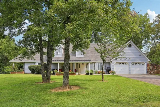 $448,000 | 46 Northeast 231st Road, Warrensburg, MO 64093