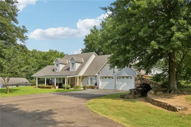 $448,000 | 46 Northeast 231st Road, Warrensburg, MO 64093