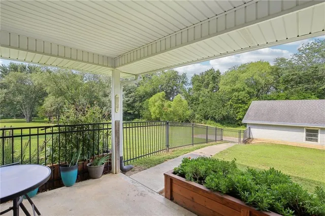 $448,000 | 46 Northeast 231st Road, Warrensburg, MO 64093