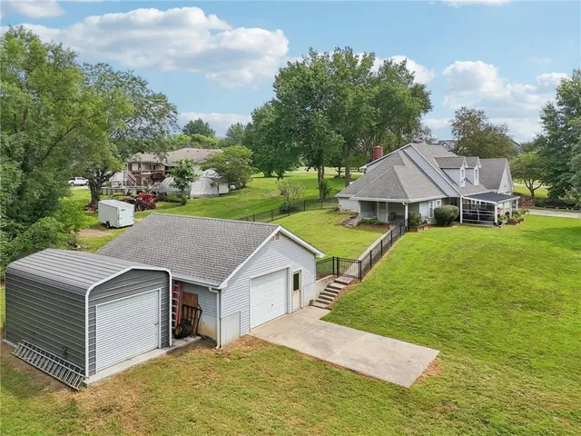 $448,000 | 46 Northeast 231st Road, Warrensburg, MO 64093