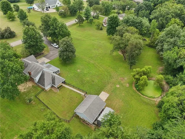 $448,000 | 46 Northeast 231st Road, Warrensburg, MO 64093