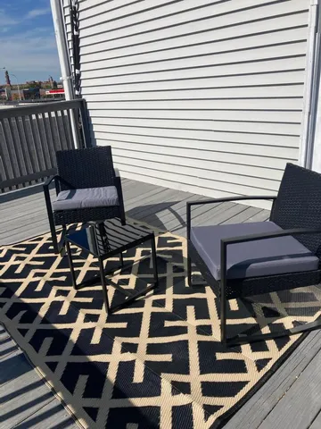 $2,900 | 3128 North Clybourn Avenue, Unit 2R, Chicago, IL 60618