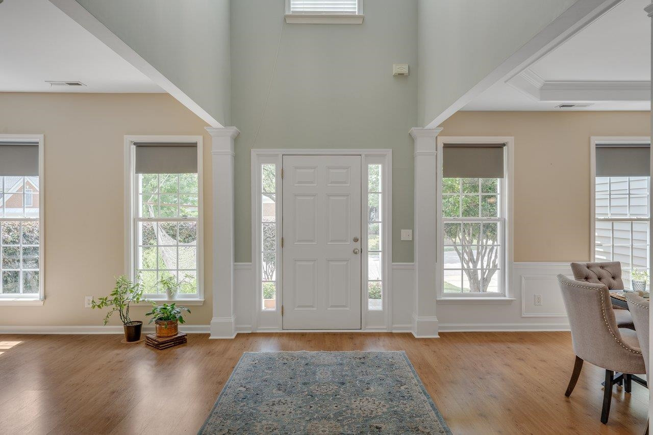 7628 Silver View Lane Raleigh, NC 27613 - Photo 3 of 29 Photo 4