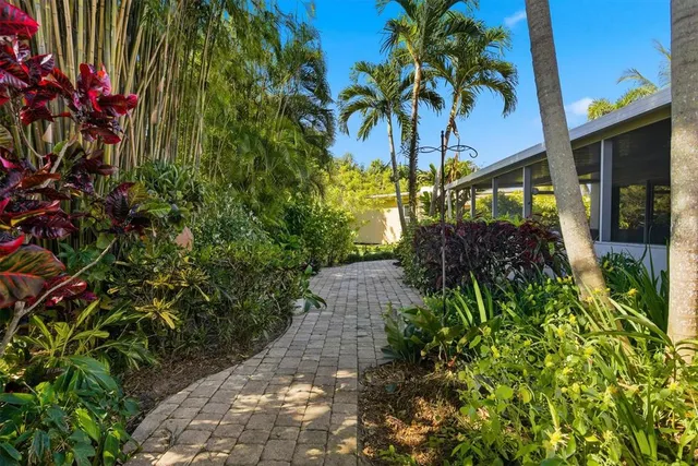 $594,375 | 4803 Queen Palm Lane, Tamarac, FL 33319