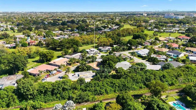 $594,375 | 4803 Queen Palm Lane, Tamarac, FL 33319