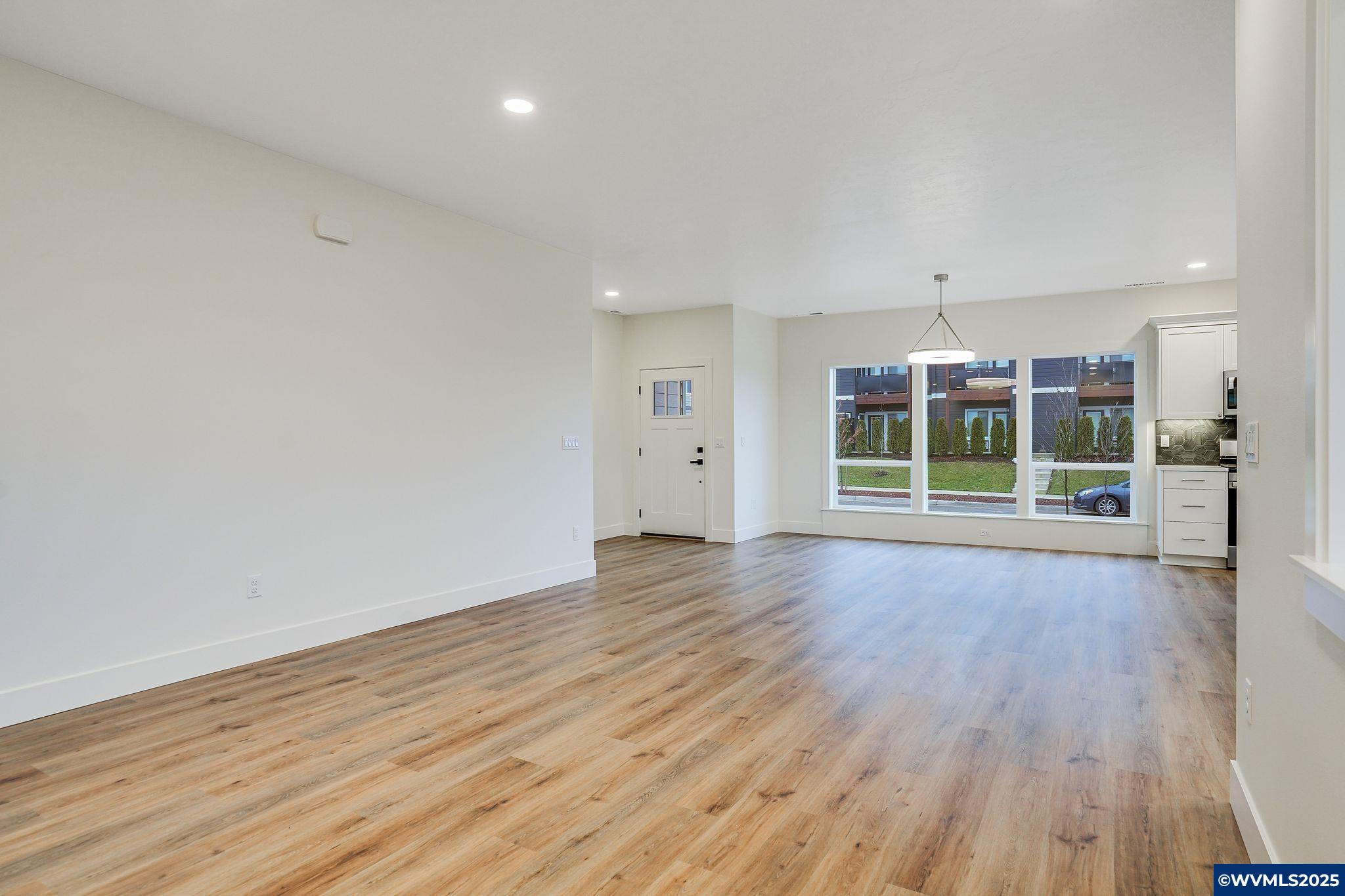 5270 Countryside Street Northeast Salem, OR 97305 - Photo 12 of 44