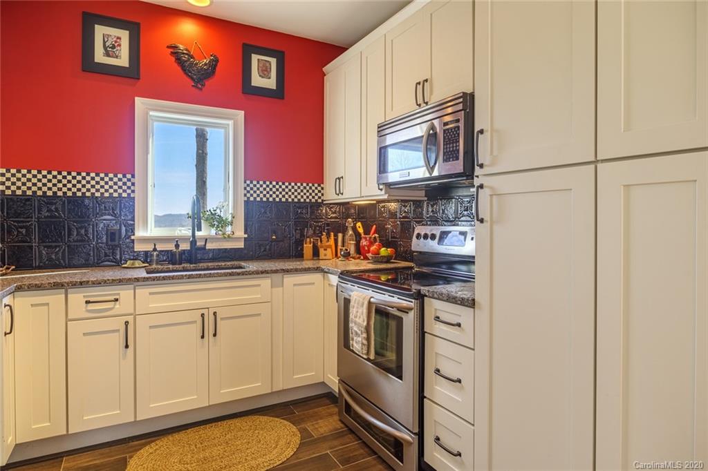 566 Cabbage Patch Road Burnsville, NC 28714 - Photo 19 of 48 Gallery Image 19