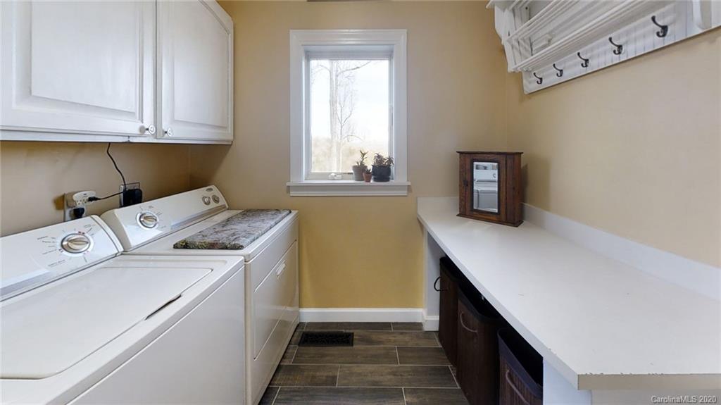 566 Cabbage Patch Road Burnsville, NC 28714 - Photo 22 of 48 Gallery Image 22