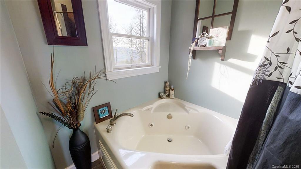566 Cabbage Patch Road Burnsville, NC 28714 - Photo 29 of 48 Gallery Image 29
