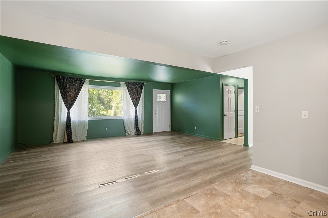 8583 Green Lakes Road Chittenango, NY 13037 - Photo 13 of 30