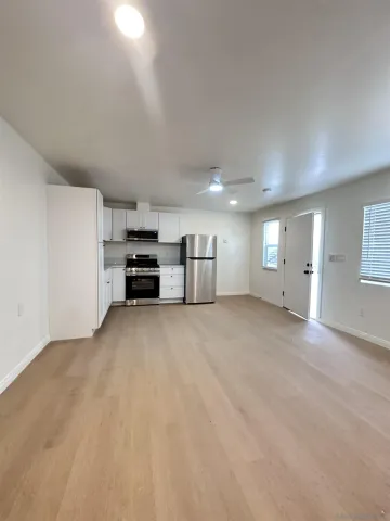 $1,745 | 930 B Avenue, Unit 26, National City, CA 91950