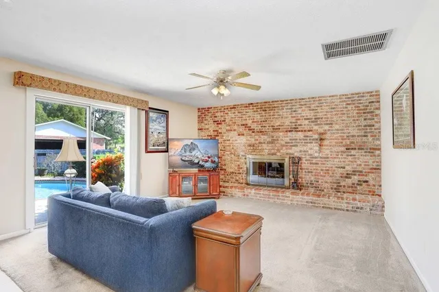 $450,000 | 1320 South Taylor Road, Seffner, FL 33584