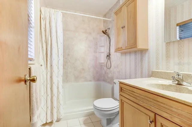 $450,000 | 1320 South Taylor Road, Seffner, FL 33584