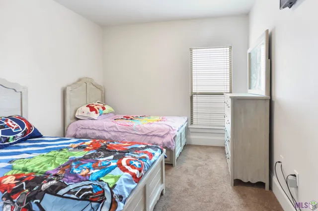 $335,000 | 6644 Silver Oak Drive, St. George, LA 70817