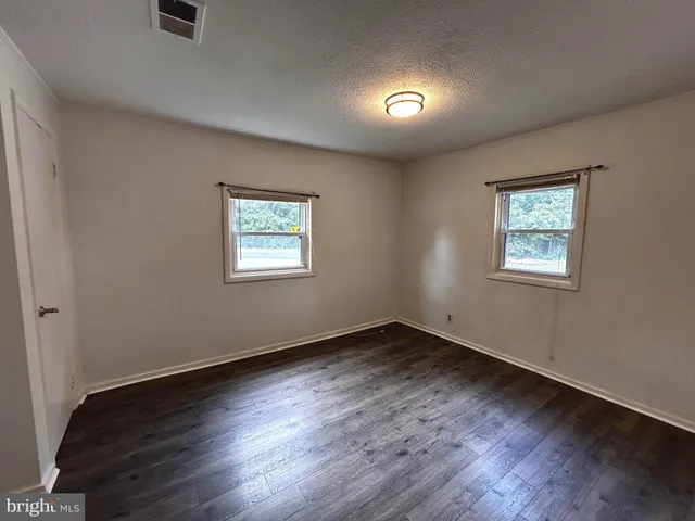 a view of a window in a room