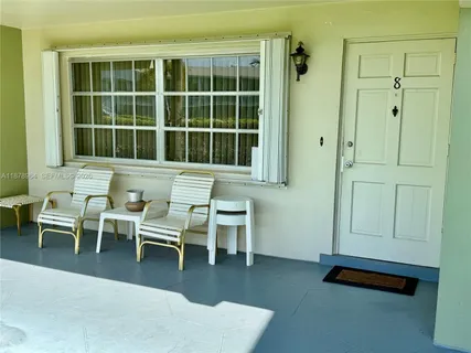 $190,000 | 930 Southeast 9th Avenue, Unit 8, Pompano Beach, FL 33060