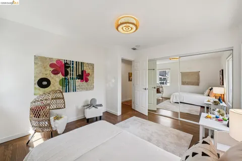 $949,000 | 7406 Circle Hill Drive, Oakland, CA 94605