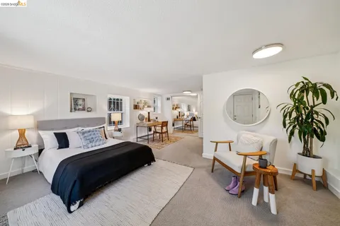 $949,000 | 7406 Circle Hill Drive, Oakland, CA 94605