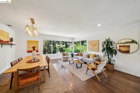 $949,000 | 7406 Circle Hill Drive, Oakland, CA 94605