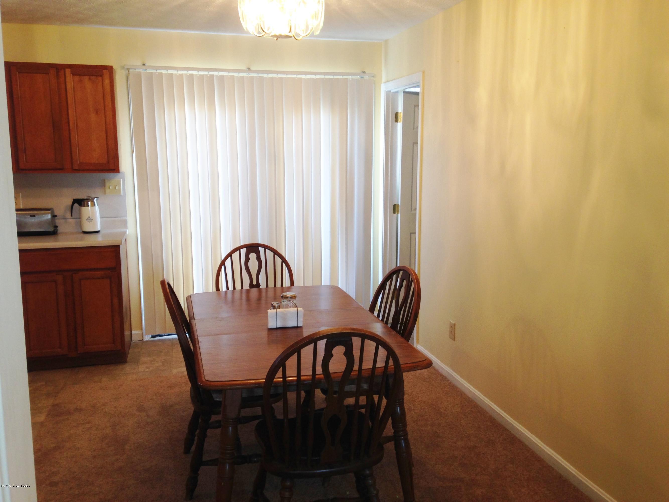 1732 Joyce Ridge Road Milton, KY 40045 - Photo 16 of 39 Dining area