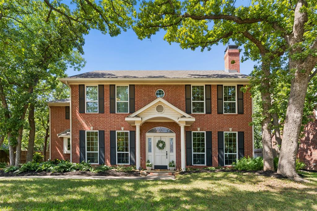 41 Oak Forrest Circle Denton, TX 76210 - Photo 3 of 29 Gorgeous curb appeal