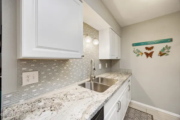 $263,000 | 3161 Dome Rock Place, Unit 7B, Prescott, AZ 86301