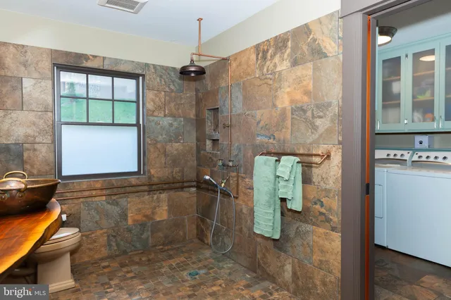 $2,100 | 1312 John Rissler Road, Charles Town, WV 25414