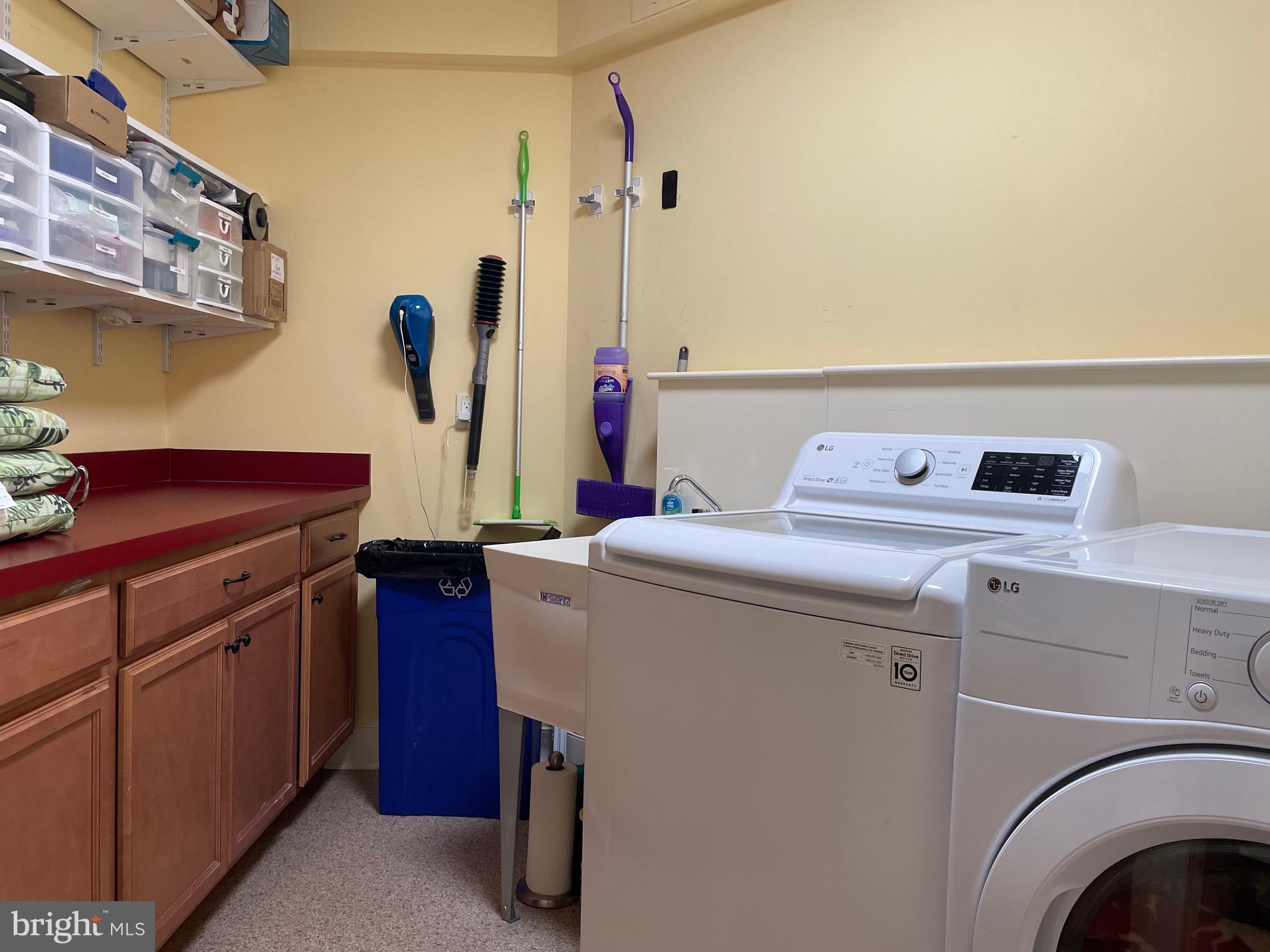 821 Long Mountain Road Washington, VA 22747 - Photo 20 of 24 a utility room with dryer and washer