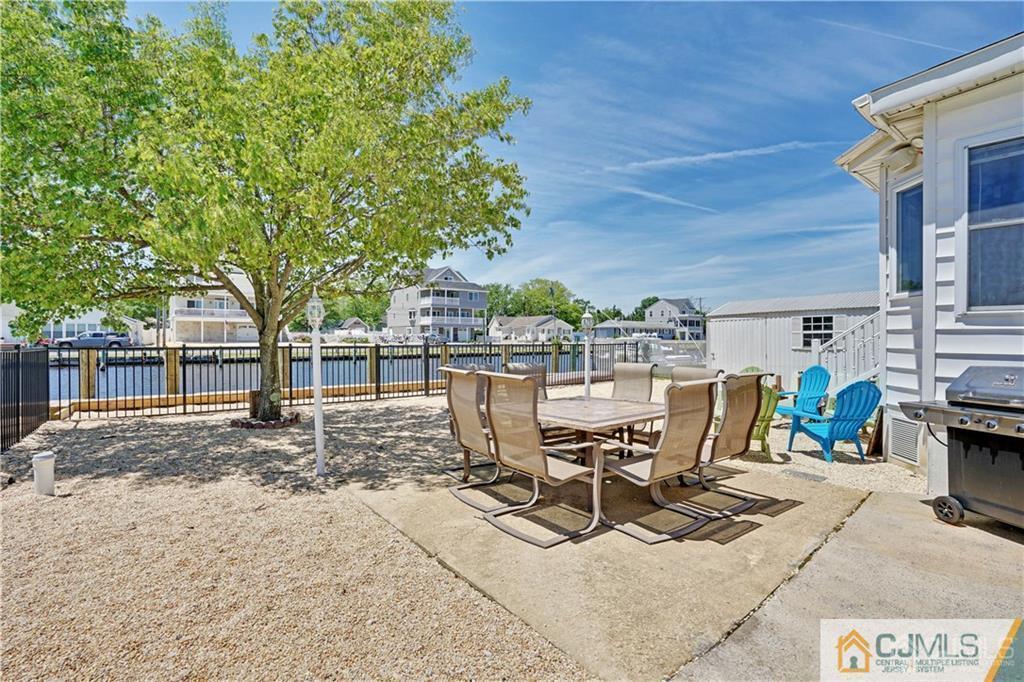 122 Waldron Road Toms River, NJ 08753 - Photo 23 of 27 Gallery Image 23