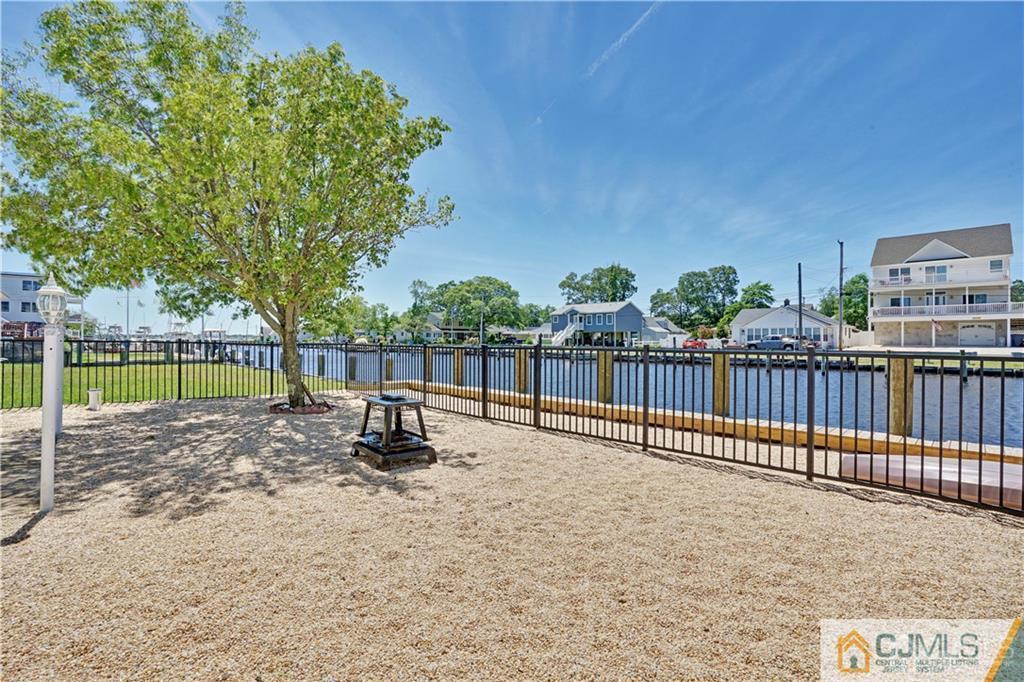 122 Waldron Road Toms River, NJ 08753 - Photo 24 of 27 Gallery Image 24