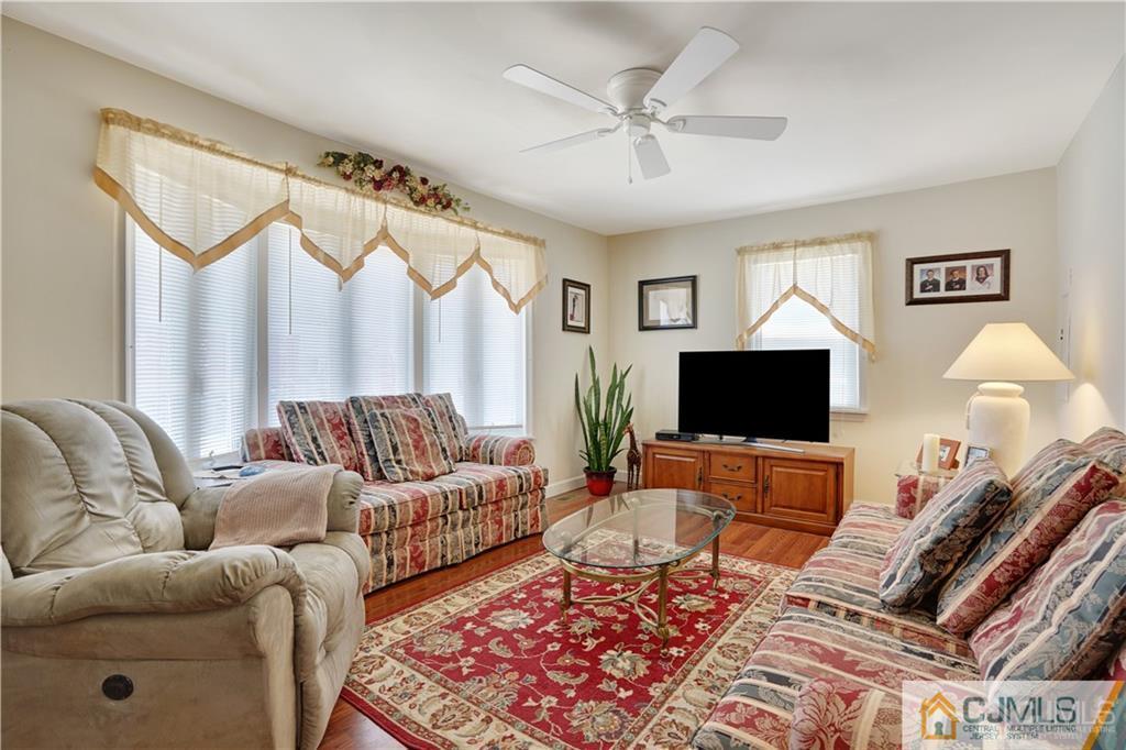 122 Waldron Road Toms River, NJ 08753 - Photo 3 of 27 Gallery Image 3